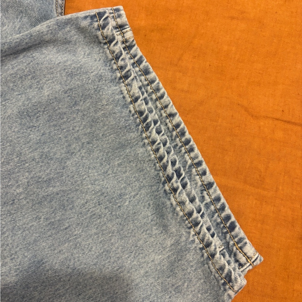 Old Navy Light Blue Wide-Leg Jeans - Picture 5 of 8